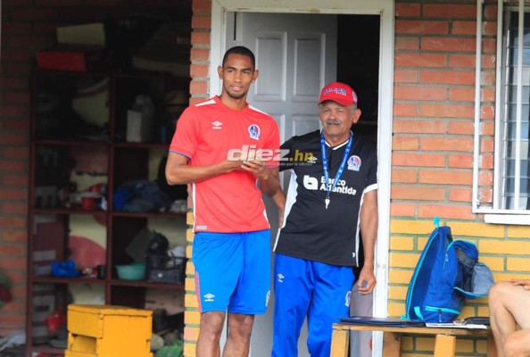 Emotivo recibimiento a Edrick Menjívar, Bengtson se reintegra y Beckeles trabaja a tope