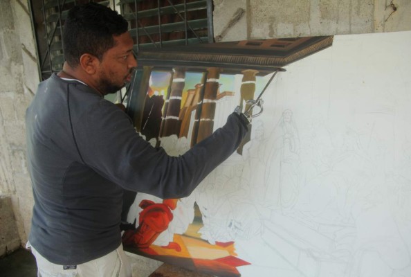 FOTOS: Así es Olvin, el hondureño que juega sin manos