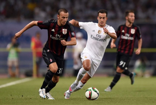 El pequeño que lloró al ver de cerca a sus ídolos del Real Madrid