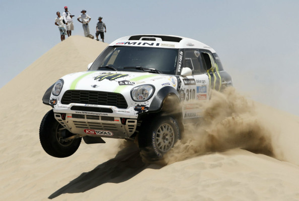 Auto Moto Rally Dakar en Lima Perú.