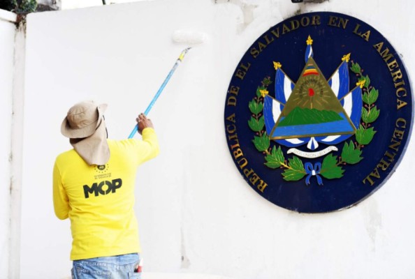 El Salvador albergará 300 médicos que luchan contra el coronavirus en Residencia Presidencial