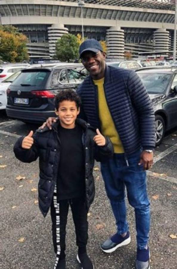 ¡Como Rey! La nueva vida de David Suazo tras estar sin trabajo en Italia