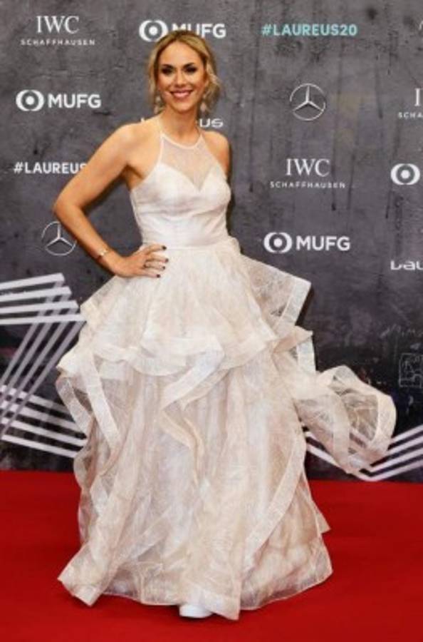La mujer de Figo y las bellas deportistas que deslumbraron en la gala de los Premios Laureus