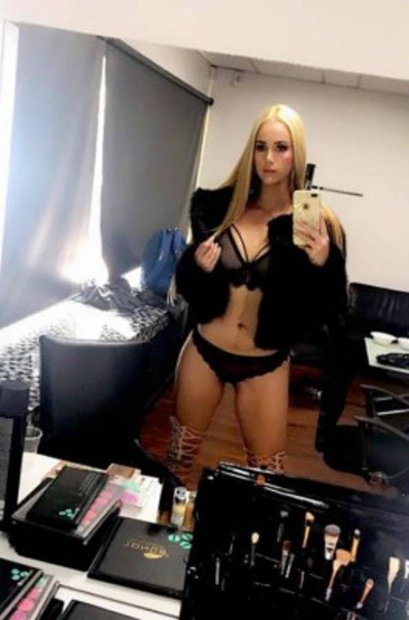 MUÑECA: Así es Daniela Rendón, la espectacular rubia y esposa de reconocido arquero