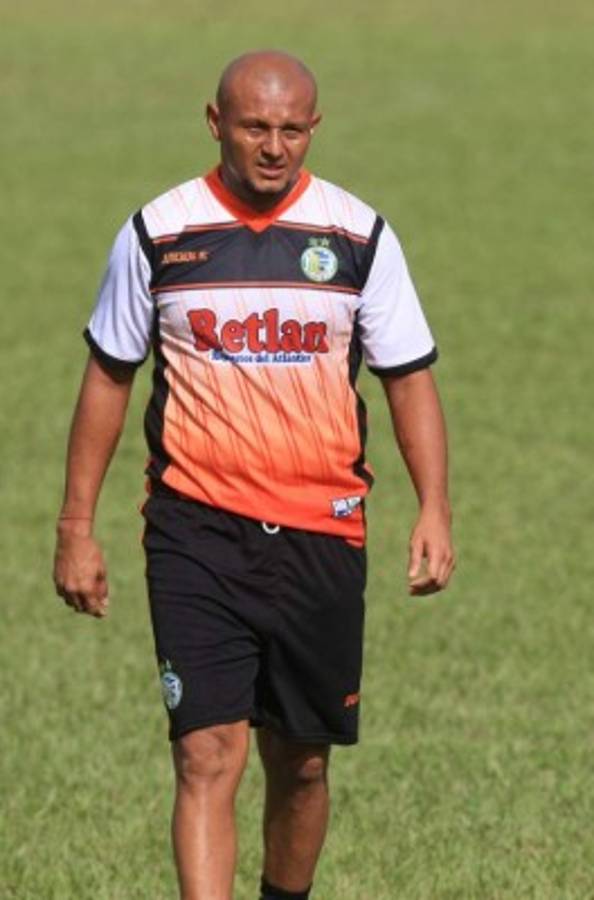 RUMORES Y FICHAJES: Bryan Johnson y Rony Martínez son noticia