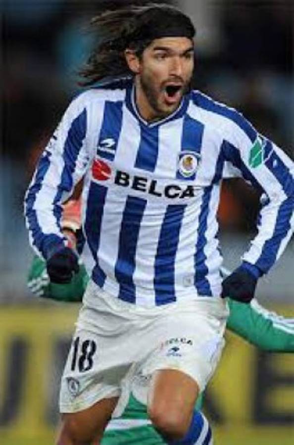 'El loco' Abreu impone récord Guinness tras vestir 26 camisetas distintas en su carrera