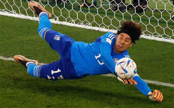 Lewandowski no esconde su frustración después de fallar el penal ante México: “Esta vez he fallado y me duele”