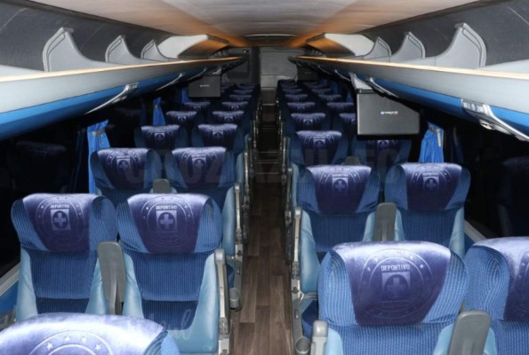 ¡De lujo! El nuevo e imponente autobús de Cruz Azul patrocinado por Mercedes-Benz&nbsp;&nbsp;&nbsp;