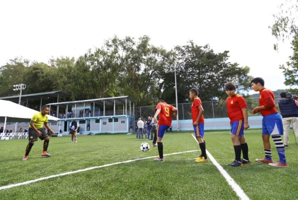 Así es la espectacular cancha sintética que fue inaugurada en Santa Lucía