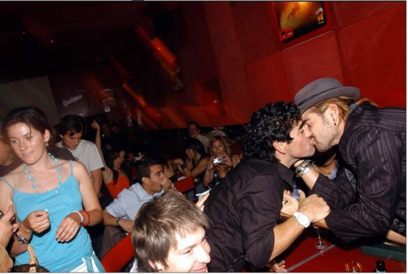 FOTOS: Los futbolistas más fiesteros en la historia del fútbol