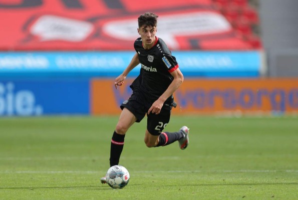 Mercado de fichajes: Confirmado el futuro de Messi, locura en el Chelsea y el exótico destino de Balotelli