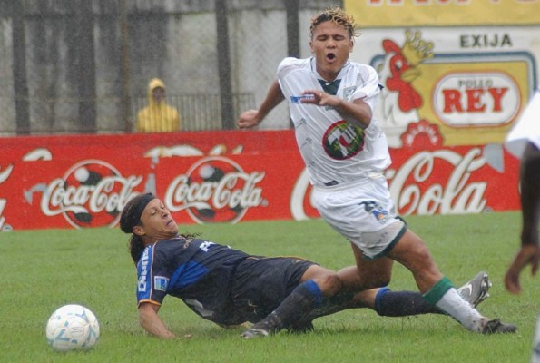 Los mejores jugadores del cumpleañero Platense