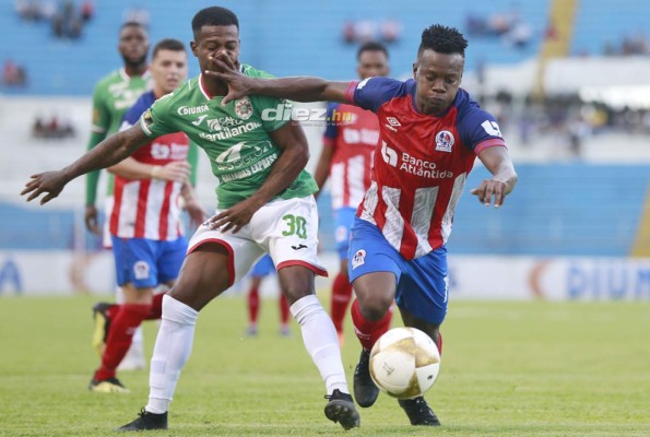 NO VISTE EN TV: Andy Najar en las gradas; Gesto obsceno de Ferrari y gaseados