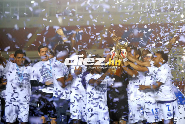 Postales Honduras Campeón Copa Uncaf 2011.