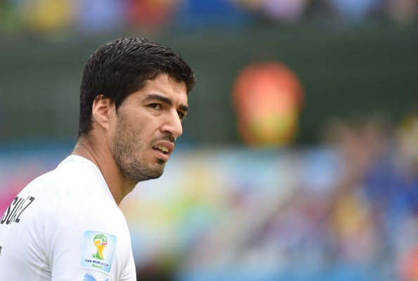 Luis Suárez: 'Perdí el equilibrio y caí sobre Chiellini'