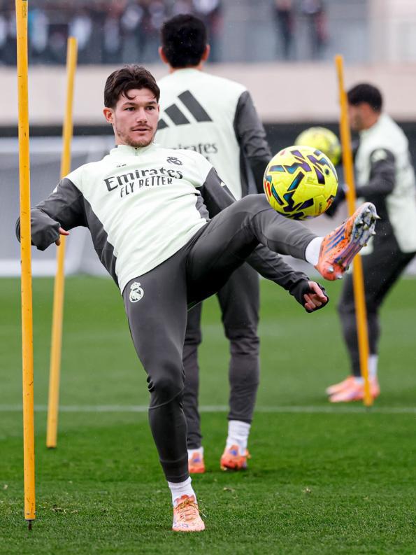 Xabi Alonso se juega el puesto ante Alavés y recibe pésimas noticias: 9 bajas oficiales del Real Madrid en Liga Española