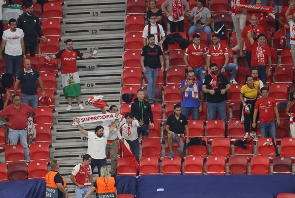 Supercopa europea: Rakitic consoló al villano del Sevilla, el MVP y así fue el regreso del público&nbsp;