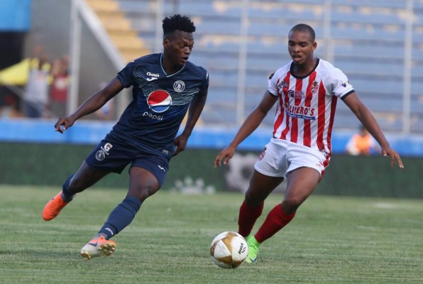 Los 23 futbolistas que han decepcionado en 2019 en la Liga Salva Vida