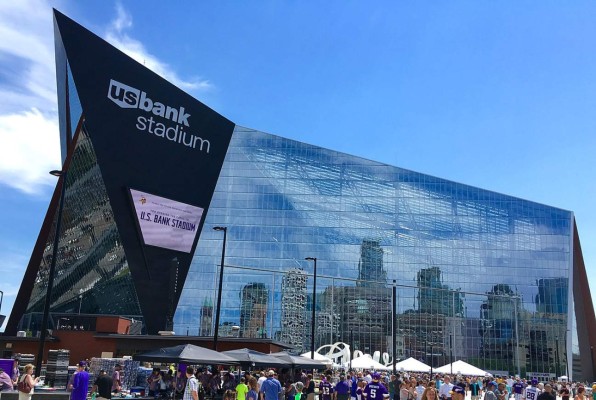 El espectacular estadio US Bank donde se jugará el Super Bowl LII