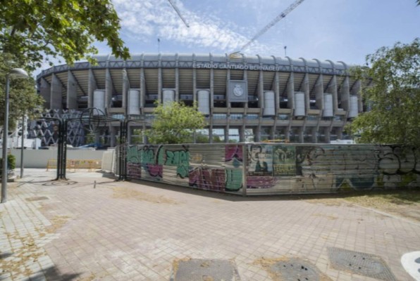 Así siguen las obras para el nuevo Santiago Bernabéu: La cubierta del estadio, en septiembre