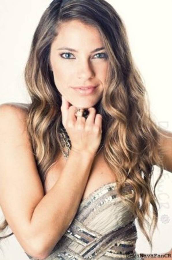 Debi Nova: La creadora de la canción de la película de Keylor Navas y amante al fútbol