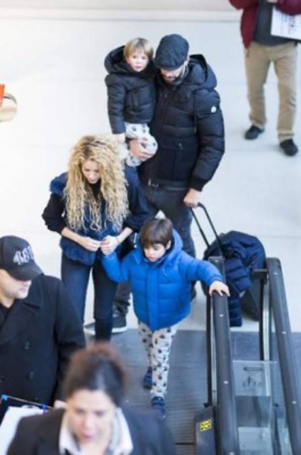 Escapada, besos y NBA: Piqué y Shakira sorprenden compartiendo la navidad en New York