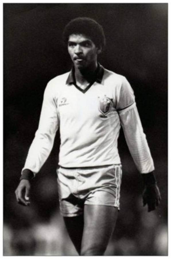 Así eran las camisas de los equipos grandes del mundo hace 40 años