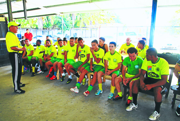 Parrillas jugará dos amistosos con Vida y Victoria en La Ceiba