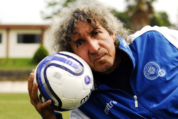 Futbolistas que tuvieron problemas con el alcohol