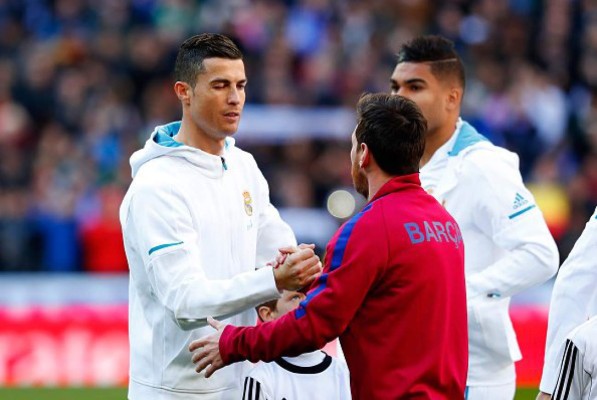 Lo que no se vio en TV: Los gestos de crack de Messi con CR7; saludo y disculpas