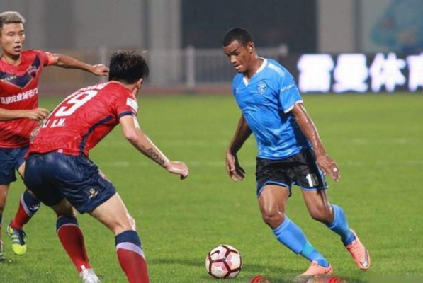 Los 'curiosos' números de camiseta que usan los legionarios hondureños