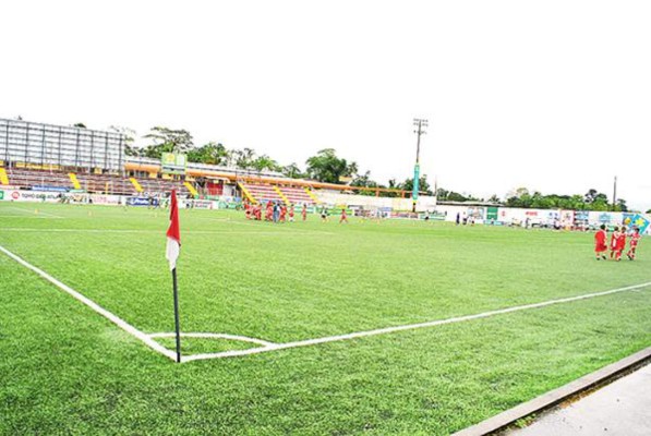 ¡No solo en Honduras! Los pequeños estadios de fútbol en Centroamérica