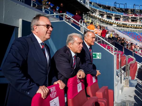 El Camp Nou regresa tras 893 días y la fiesta que vivió el Barcelona con su afición: Se me escaparon las lágrimas