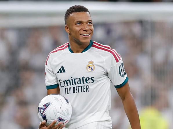 No está contento: Mbappé evalúa irse del Real Madrid y sorprende con su posible destino