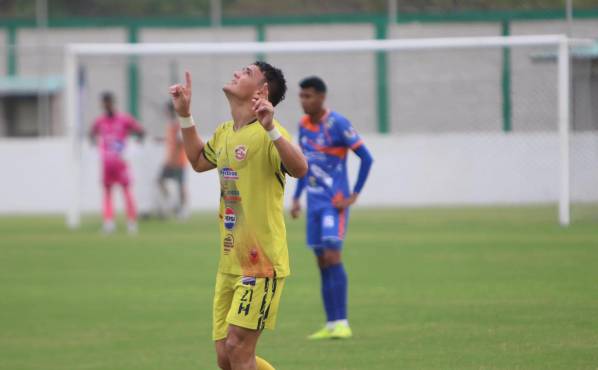 Roberto Moreira evitó que el Vida se fuera al descenso. Su gol le dio el triunfo al Génesis ante Lobos.