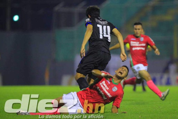 Las mejores imágenes del empate polémico entre Marathón-Olimpia