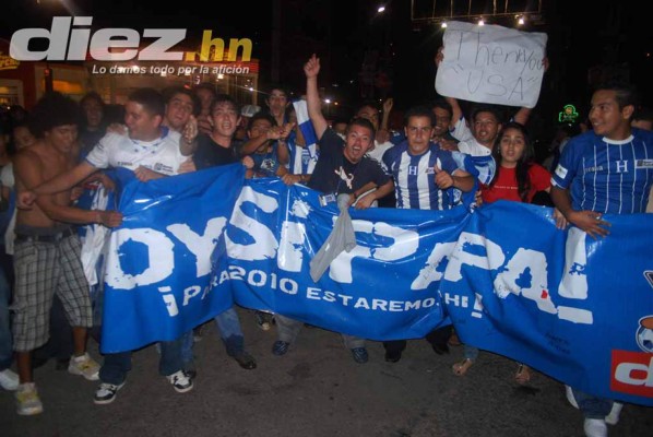 FOTOS: Así le puso fin Honduras a 28 años sin ir a un mundial de fútbol