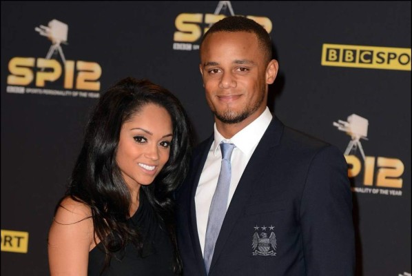 Así es Carla, la chica a la que consciente Vincent Kompany con el FIFA 16