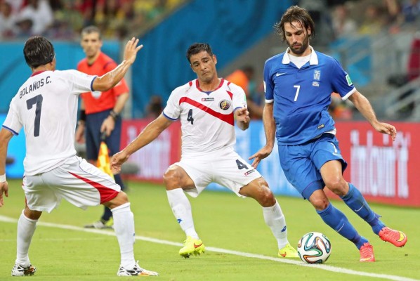 Michael Umaña firmó por 2 años con el Persépolis de Irán