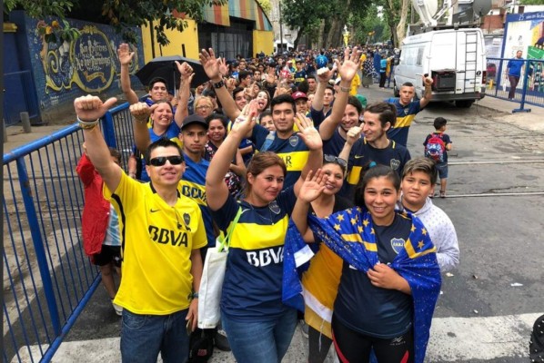 Espectacular llenazo: Afición de Boca Juniors llena la Bombonera en su último entrenamiento