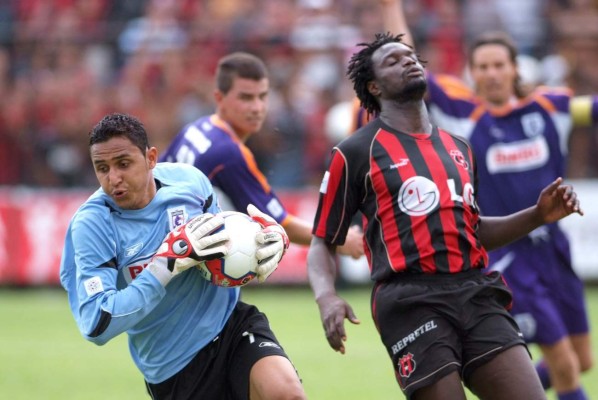 ¡Enorme! Los mejores momentos de Keylor Navas tras 12 años como profesional