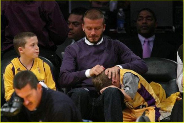 FARÁNDULA: Los famosos que son fanáticos de los Lakers de la NBA