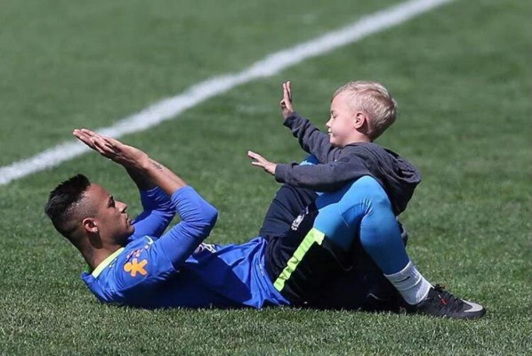 Fotos: Así se inspira Neymar para el duelo ante Honduras en los Juegos Olímpicos