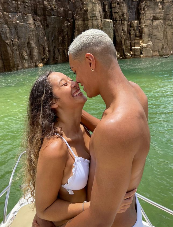 ¿Salió como su padre? Así es la vida del único hijo de Ronaldinho y su impresionante cambio físico