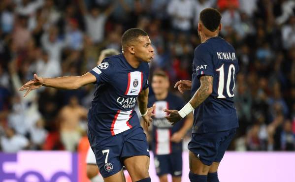 Con un doblete de golazos de Mbappé, el súper PSG arranca la Champions League doblegando a la Juventus en Francia