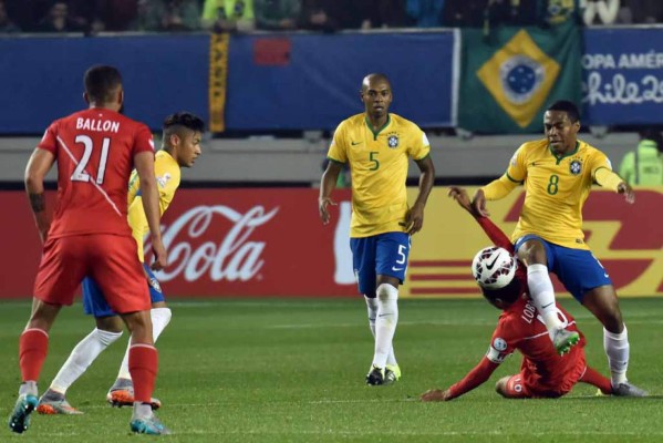 Brasil-Perú en imágenes