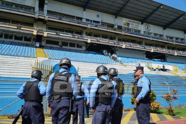 CURIOSAS: La furia del 'Chino' López y el cruce de palabras en silla del Olímpico