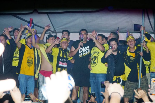 FOTOS: Así fue la fiesta de Real España con su gente en San Pedro Sula