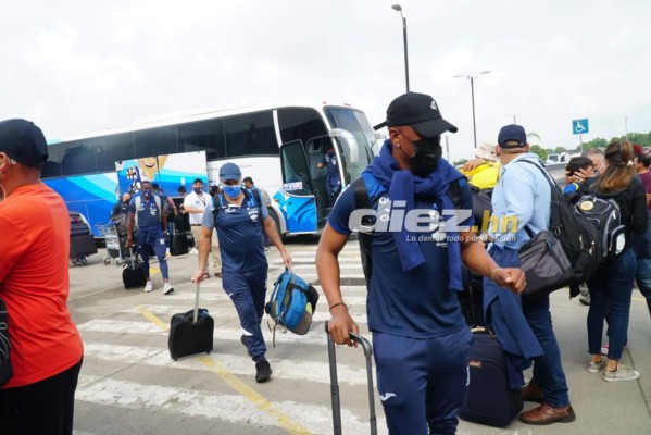 ¡Heridos! Las postales de la partida de la Honduras rumbo a Costa Rica para el juego del martes