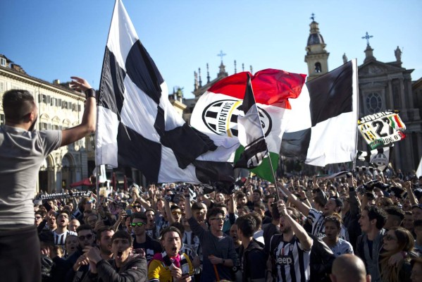Así celebraron los aficionados de la Juventus su título número 32 en la Serie A de Italia
